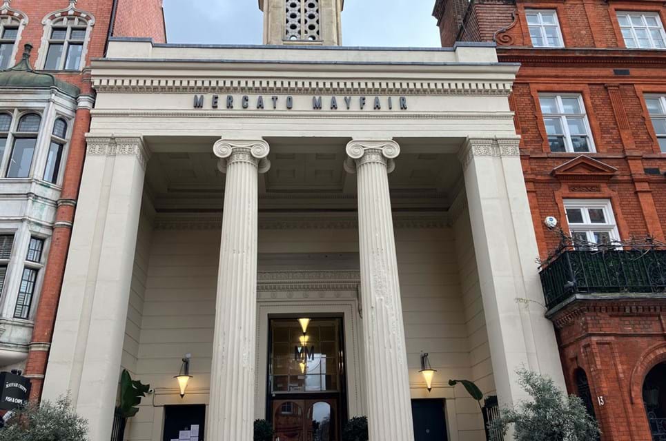 Mercato Mayfair Er En Kirke Ombygget Til Et Eksklusivt Madmarked