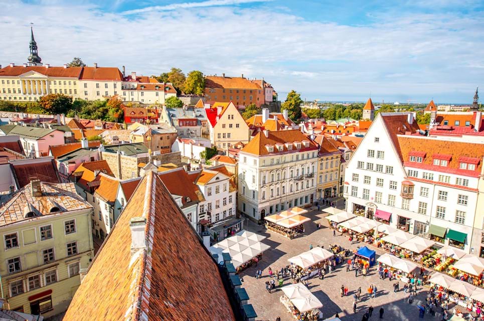Det Centrale Torv I Den Gamle Bydel I Tallinn Estland