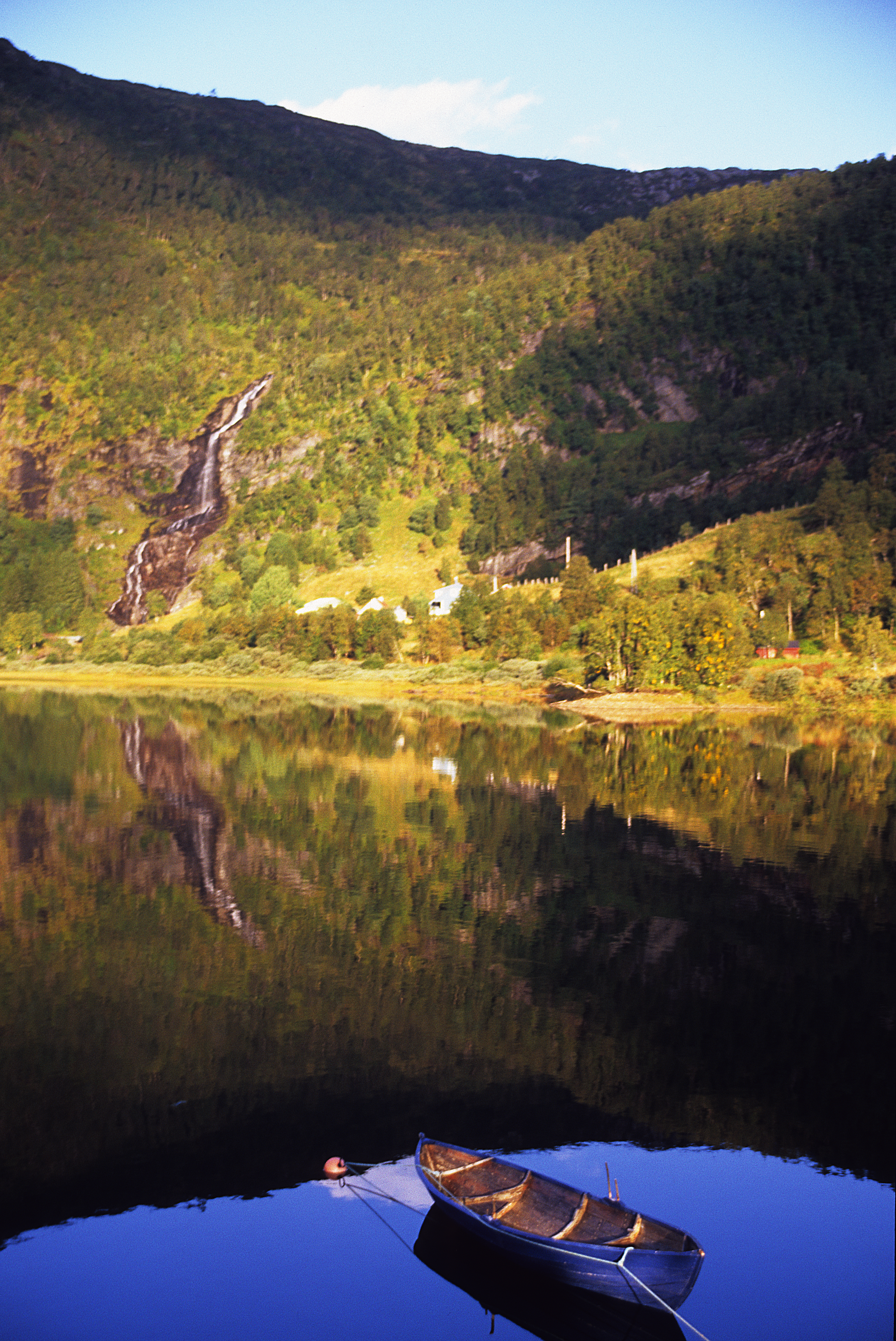 Godmorgen Til Endnu Et Udendørseventyr. Foto. Steve Thomas