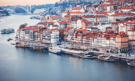 Porto. Foto. Olezzo Dreamstime.Com (1)