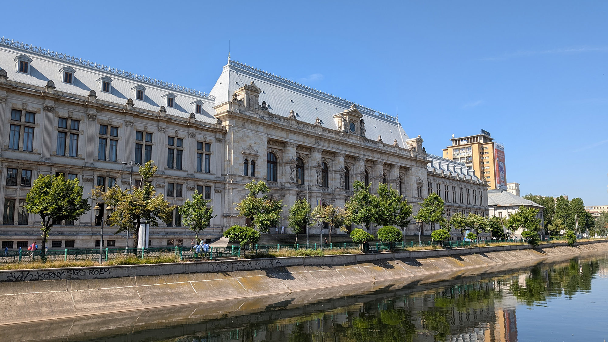 PXL 20250627 065649177