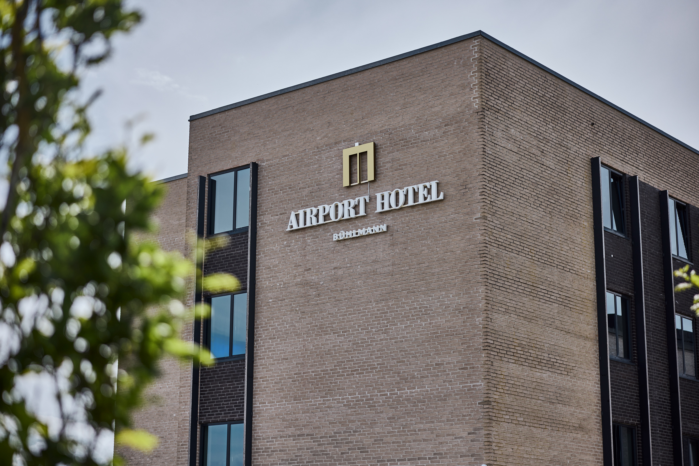 12010 Billund Lufthavn 205