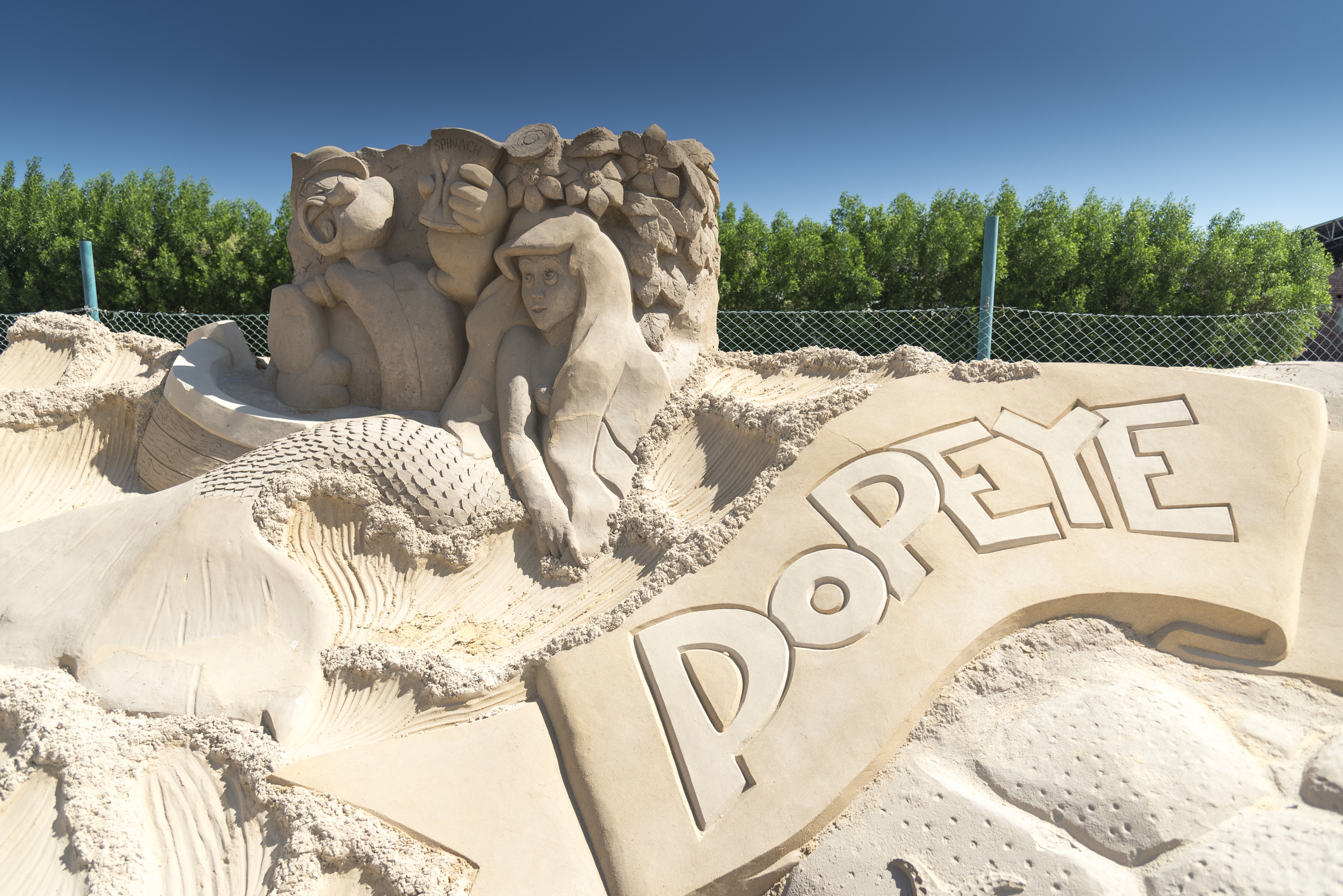 Sand City I Hurghada Byder På Fascinerende Og Store Sandskulpturer. Måske Lidt Inspiration Til Sandslottet På Stranden. Foto. Dreamstime.