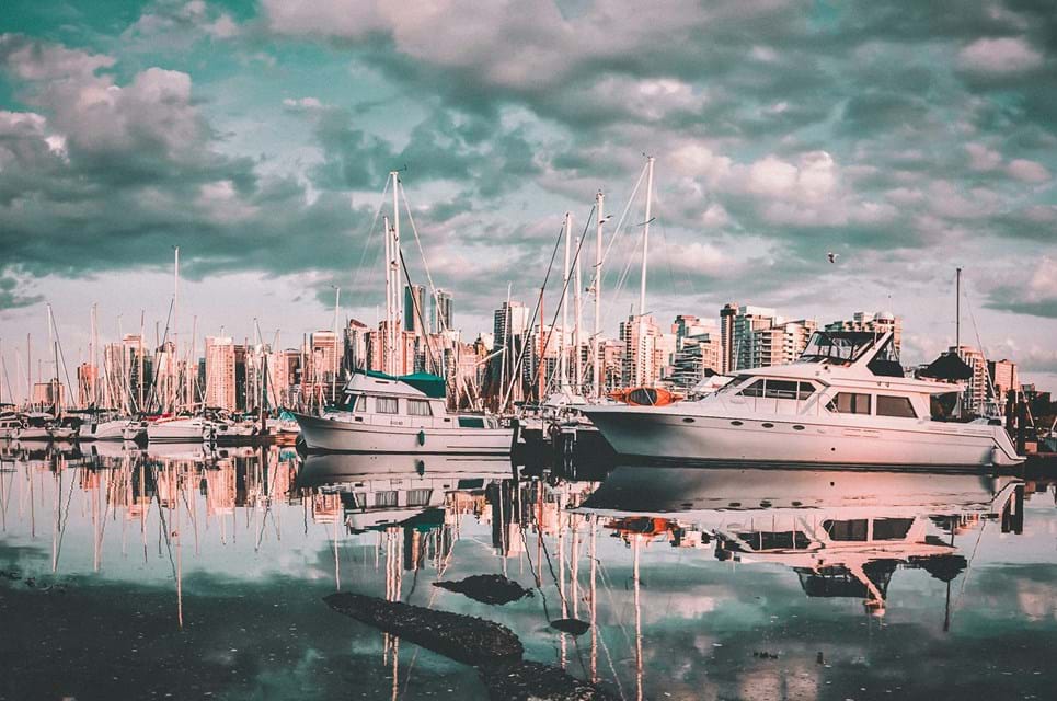 Vancouver Er Bare Fem Timer Fra Seattle. Foto. Mado El Khouly