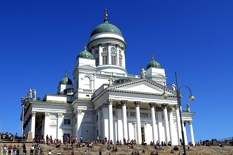 Helsinkis Enorme Katedral Er Et Must See. Foto. Sanjiv Kumar