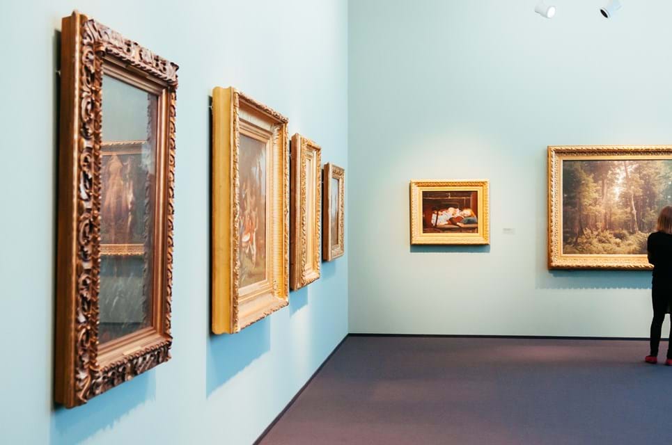 Kunst Og Gallerier Er Zürichs Kulturelle Nerver. Foto. Nuvisage Photo