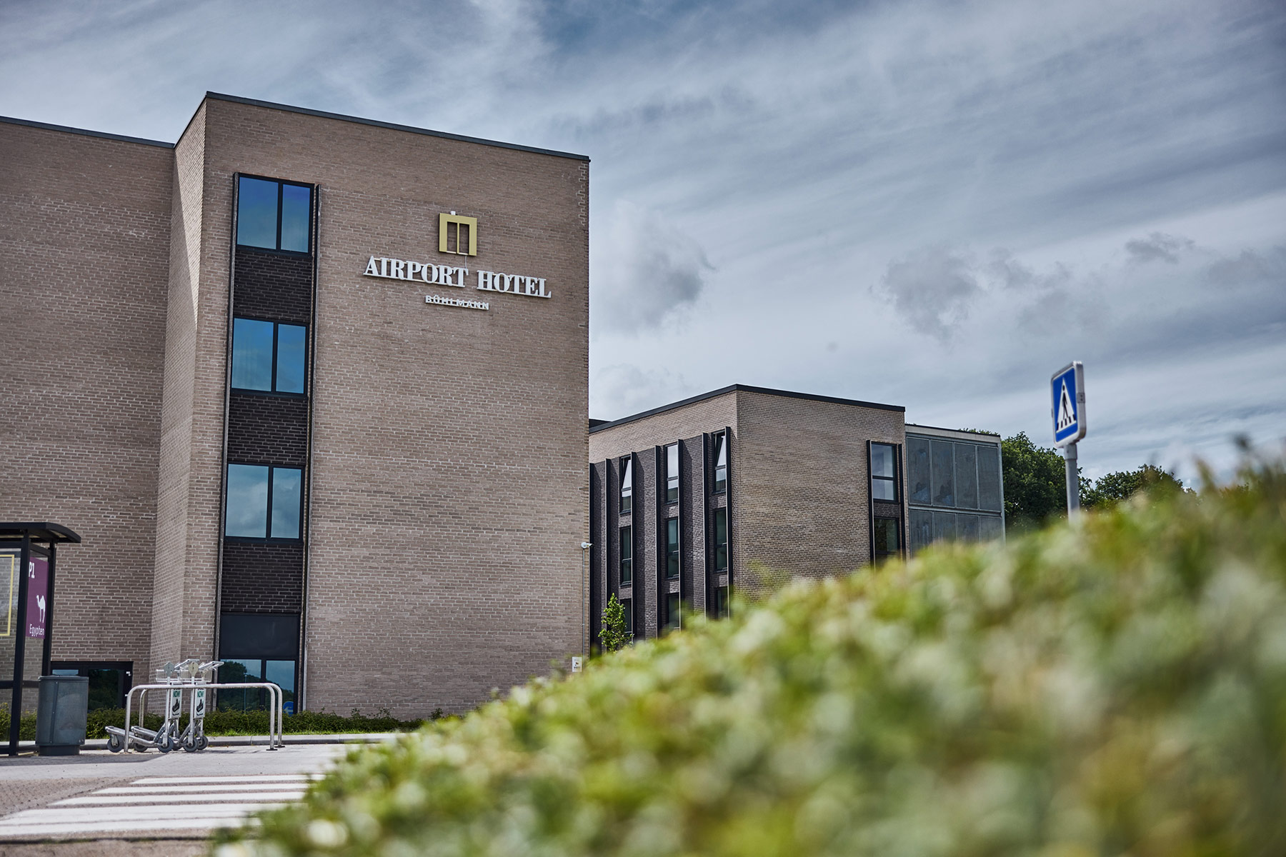 12010 Billund Lufthavn 207