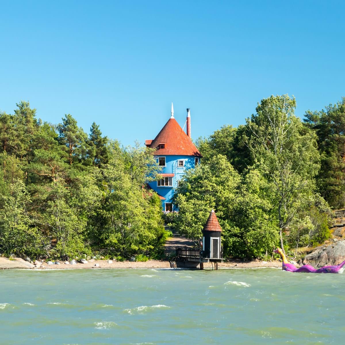 Få Ferien I Børnehøjde Med Et Besøg I Mumi World. Foto. Dreamstime.
