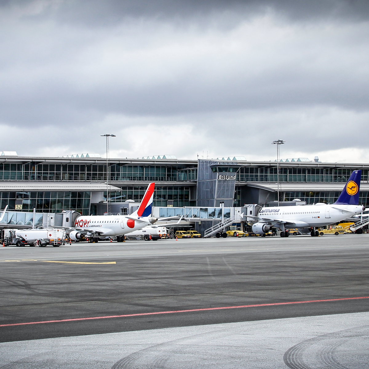 02 Maj 2019 Forplads Forskellige Fly Billund Logo Henrik Meisel (1)